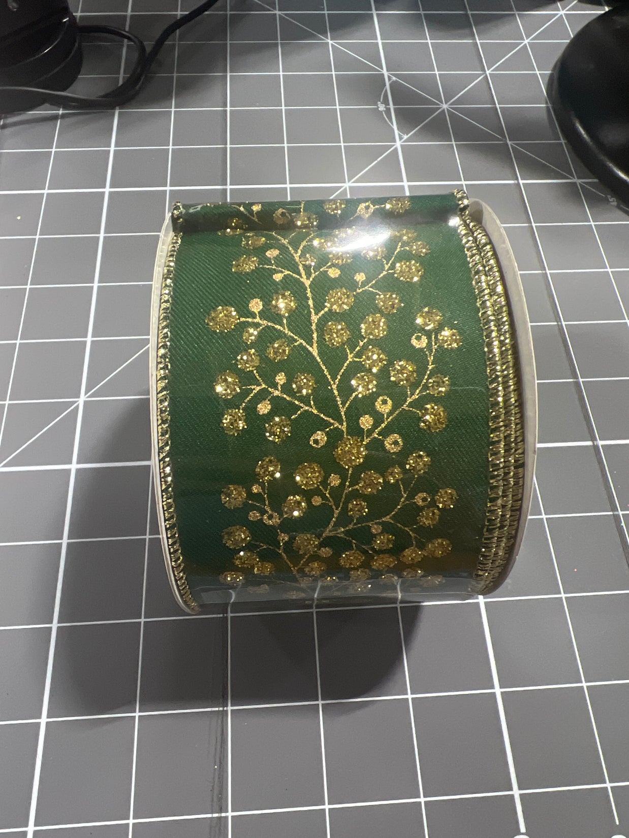 2.5 "X10YD Emerald gold berry Wired Ribbon - RGF126412