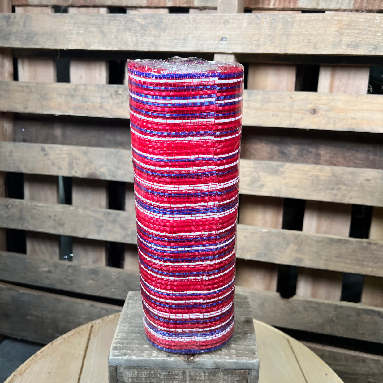 10" x 10Y Vertical stripe mesh - RE1369YN