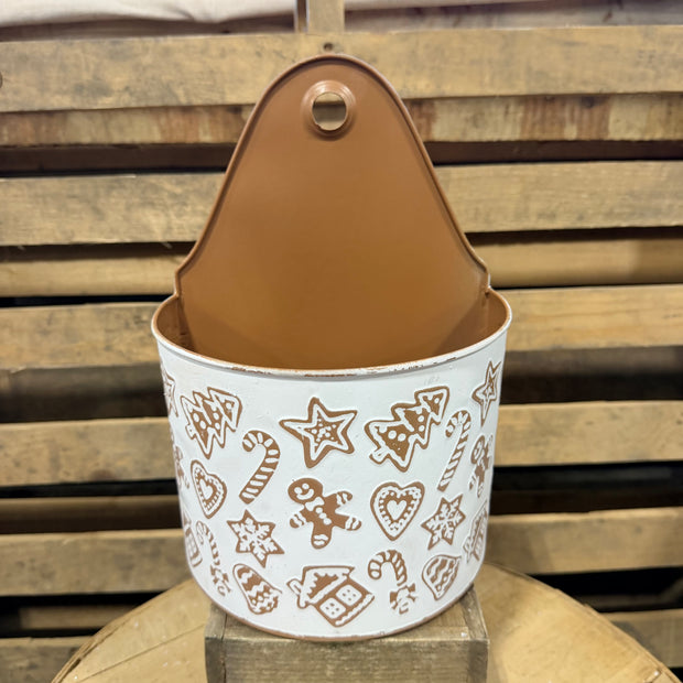 11"H Metal gingerbread wall pocket  - XC0174