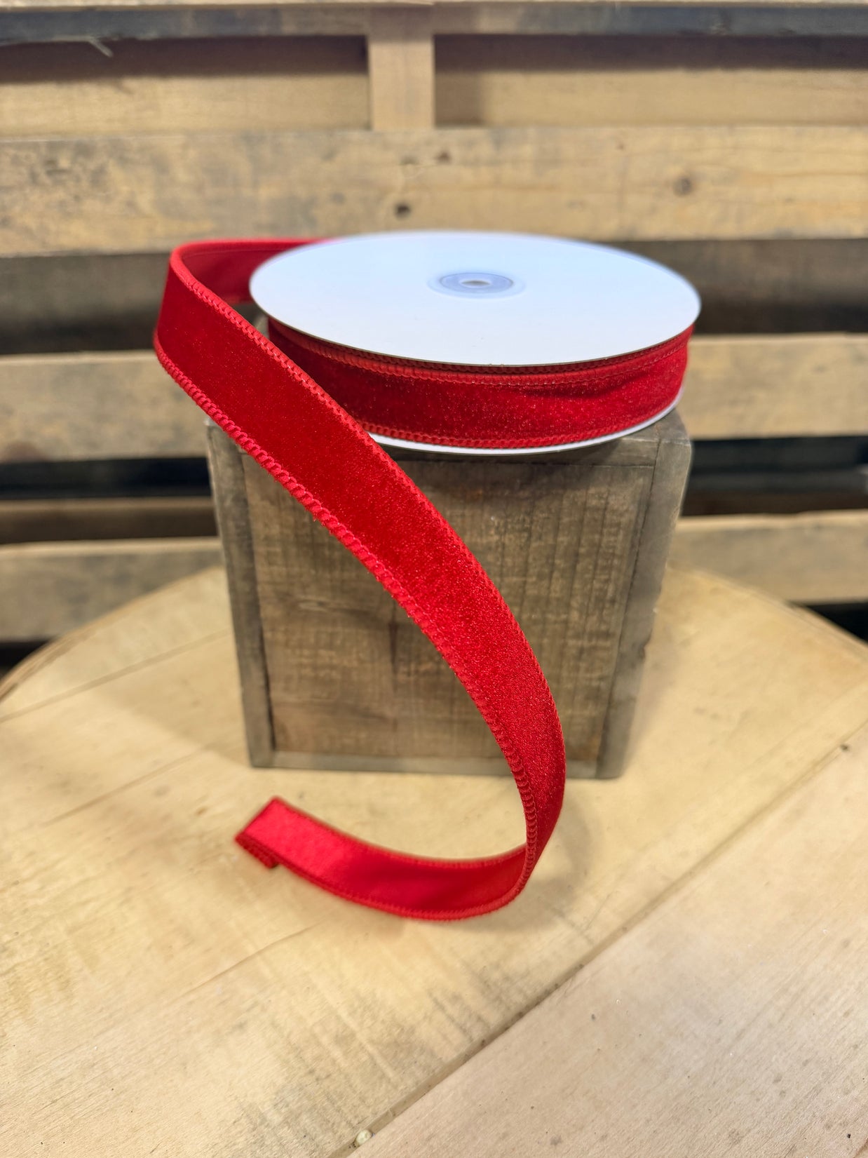 5/8"by 10y Red velvet satin backed wired ribbon - RGE765824