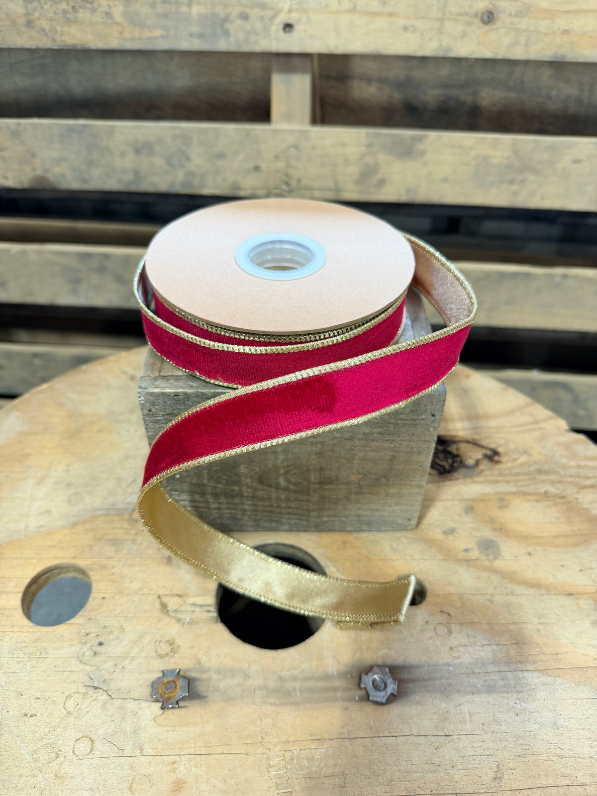 1" by 10Y Reversible Classic Velvet Wired Ribbon | Christmas Red/Gold wired ribbon - 7115W-250-25E