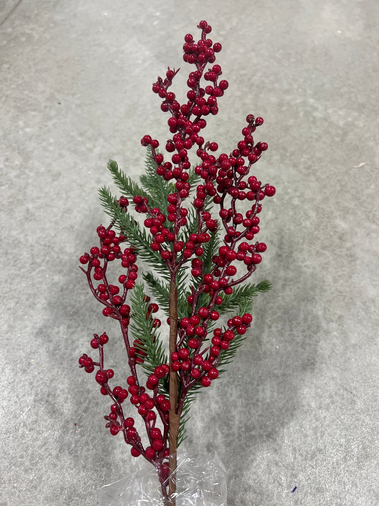 Greenery  berry pick  - 636913