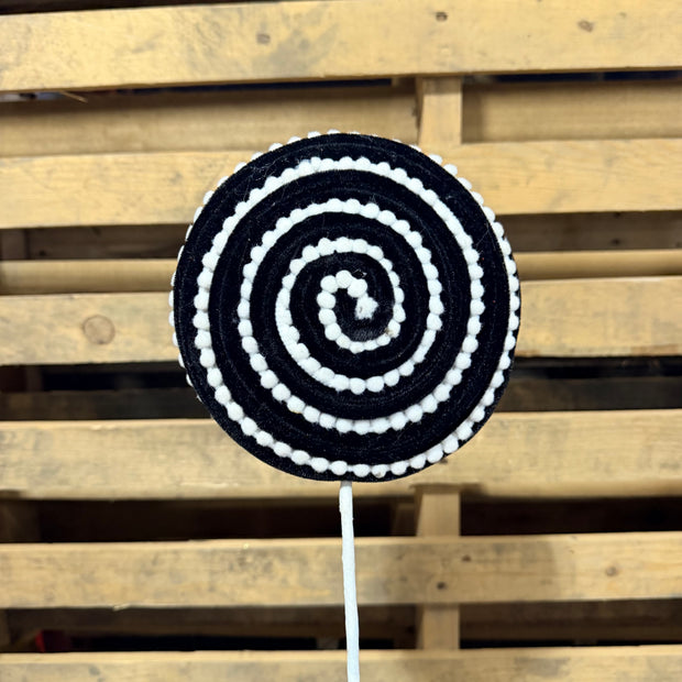 6" Black and White  lollipop - XC120170