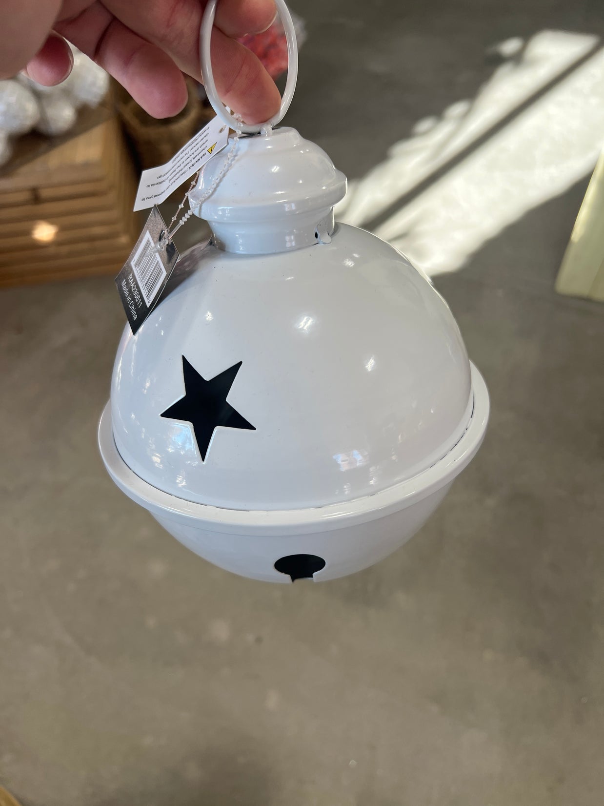 6"DIA White JINGLE BELL - RAA230611