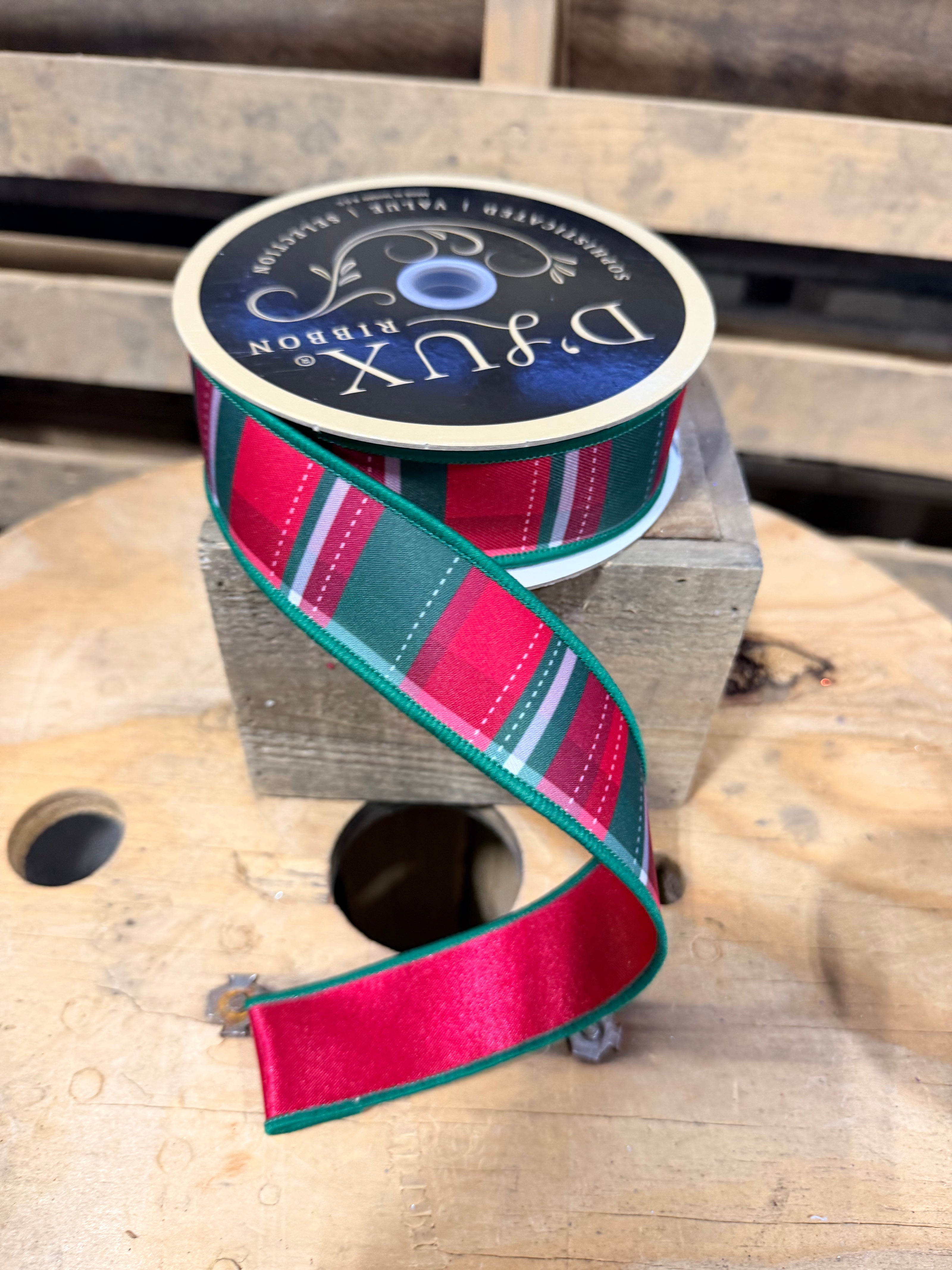 1.5” x 10yd Christmas plaid Wired Ribbon - LX128467