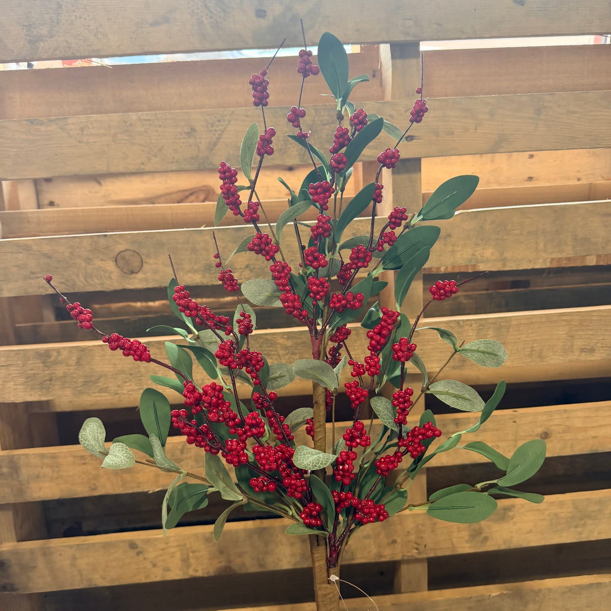 28” Berry Leaf Spray - XX970224