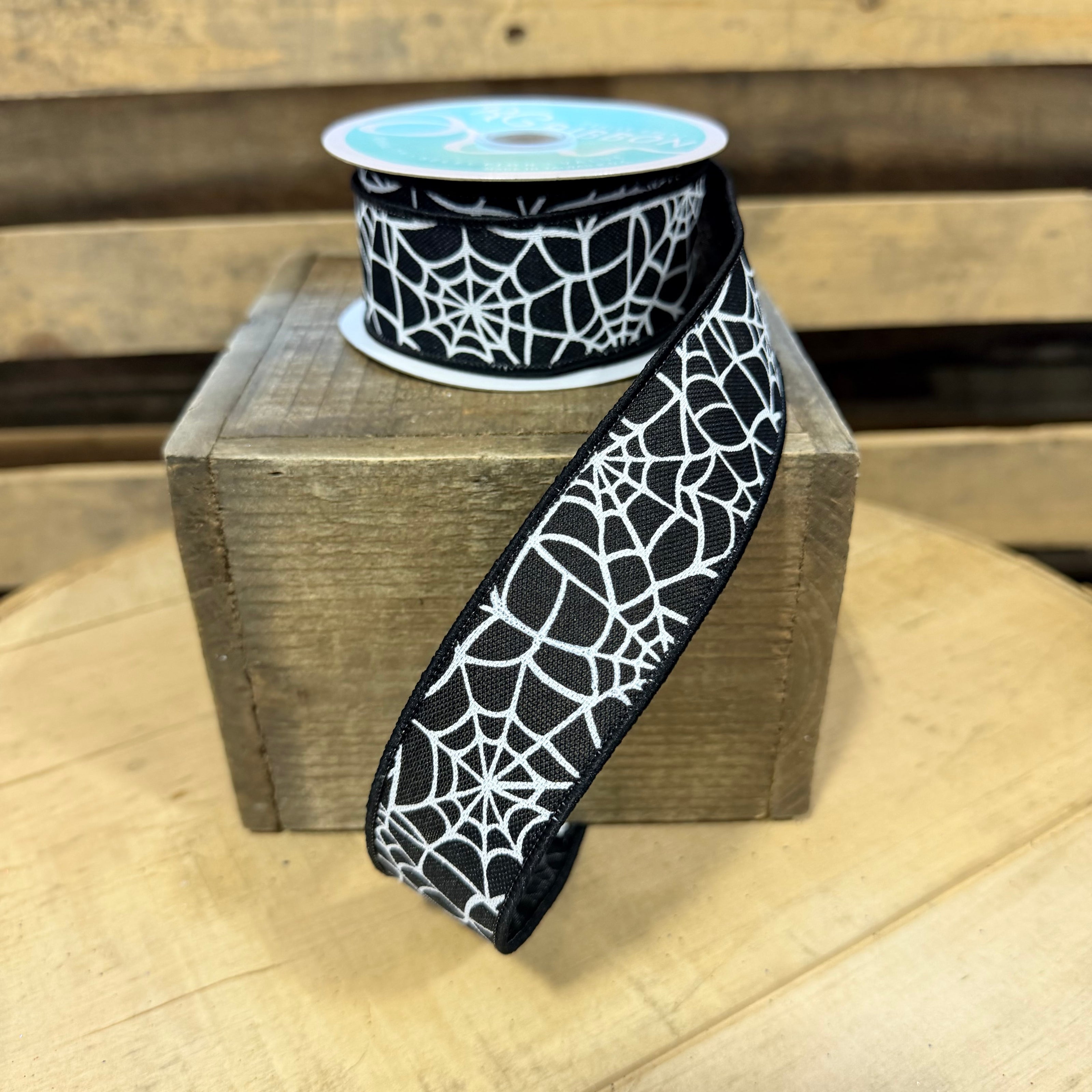 1.5 ” x 10yd black spider webWired Ribbon - RGH138302