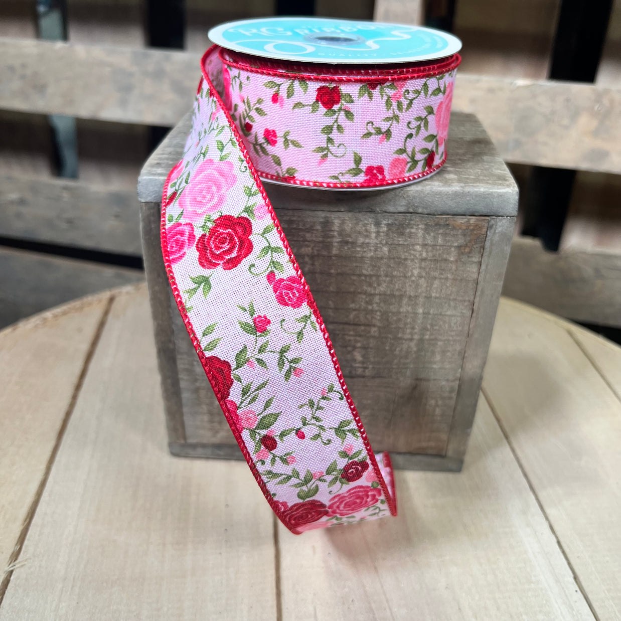 1.5" x 10y Mini roses Wired Ribbon - RGE117915