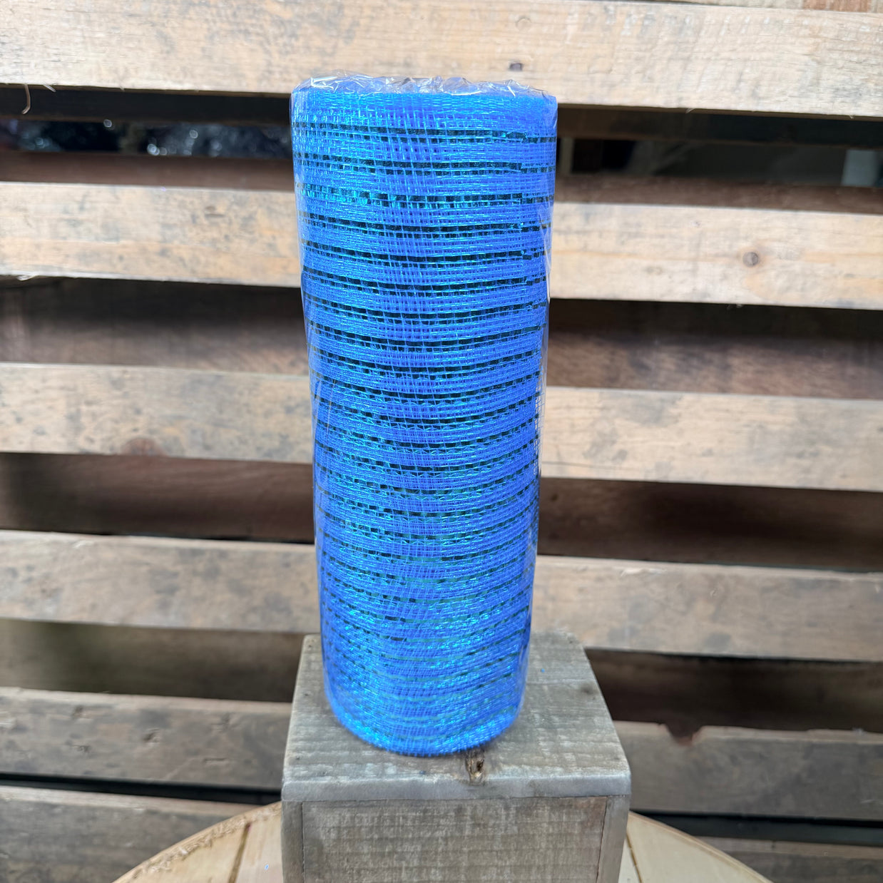 10"X10YD ocean blue foil mesh - Re136644