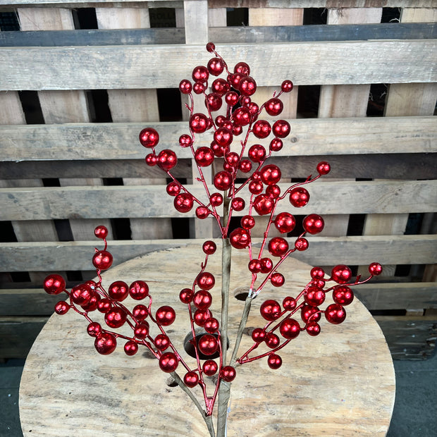 36”H metallic red berry spray - DCSP5184RD