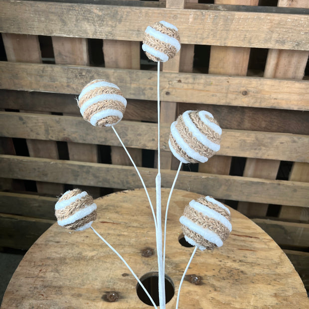 28"L STRIPED JUTE/YARN BALL SPRAY - MN0218