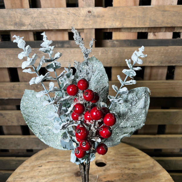 18” magnolia berry spray - XX8340