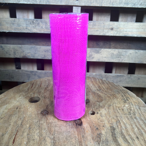 10" x 10Y hot pink mesh - RE130211