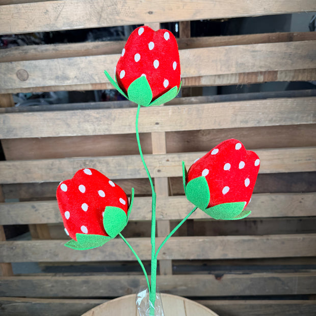 28" Strawberry Spray - 63909RD