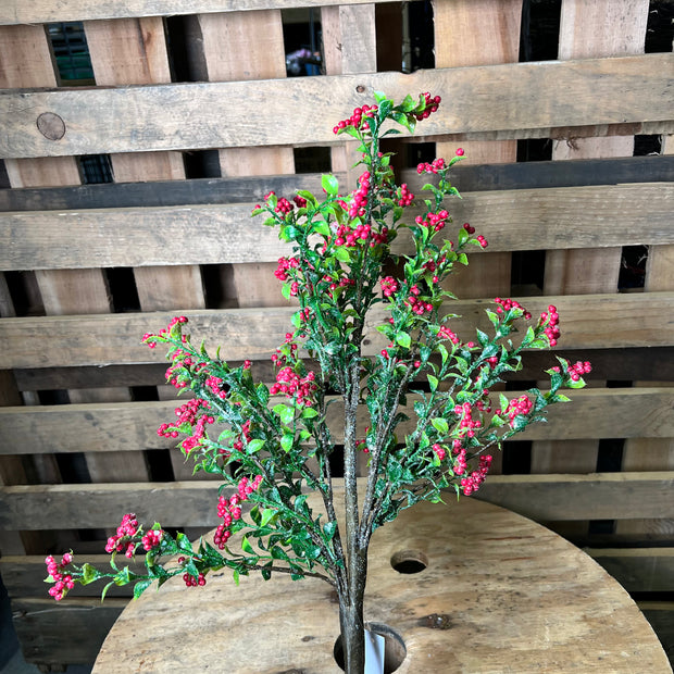 28” mini leaf and berry spray - EC437524