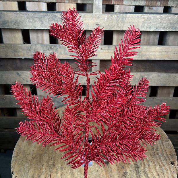 M25 Inch red glitter hemlock spray  - xv766124