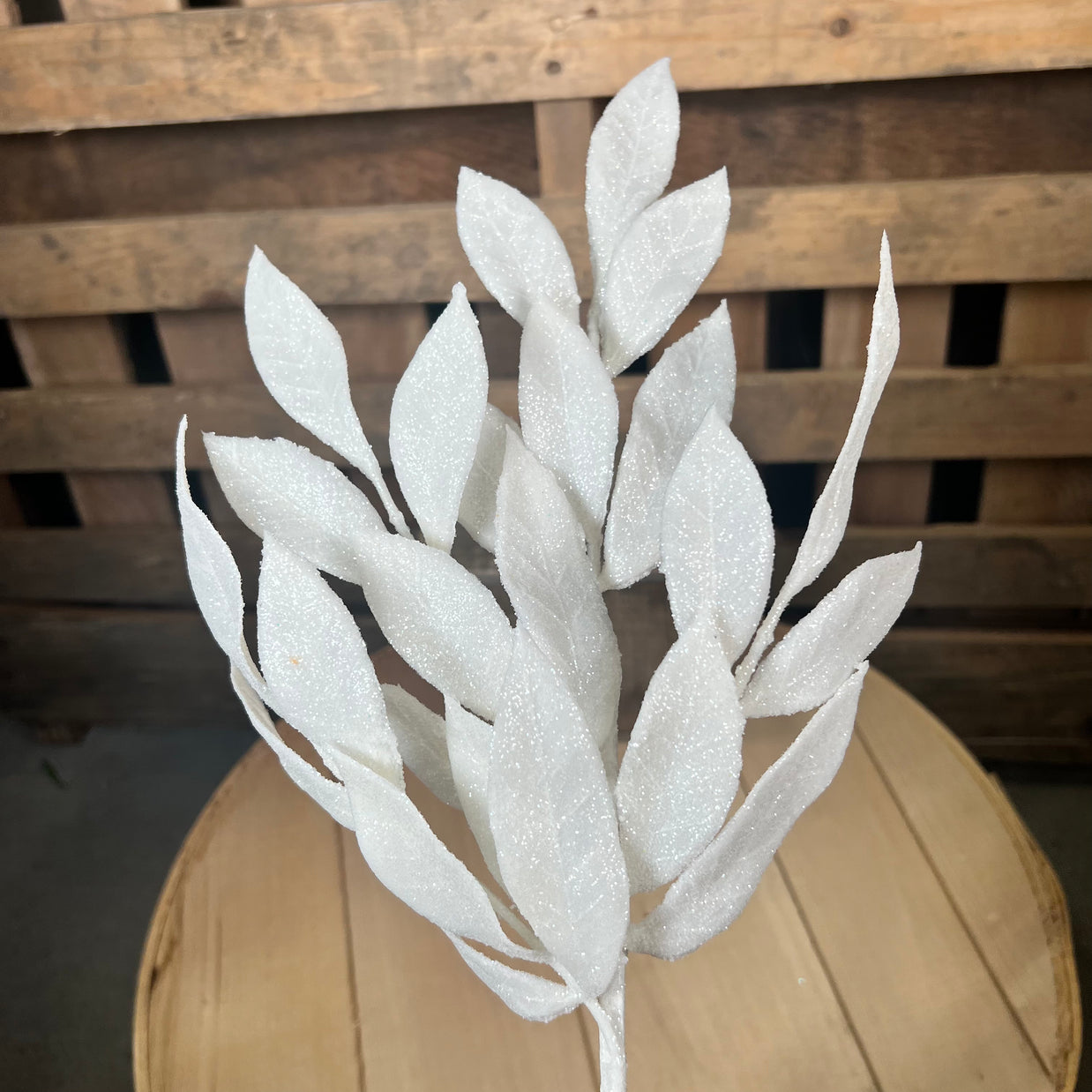 22" White Glitter BayLeaf Spray - L152901