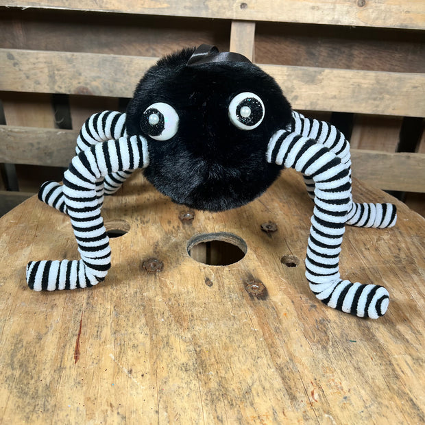 15 inch fur spider- 56968BK