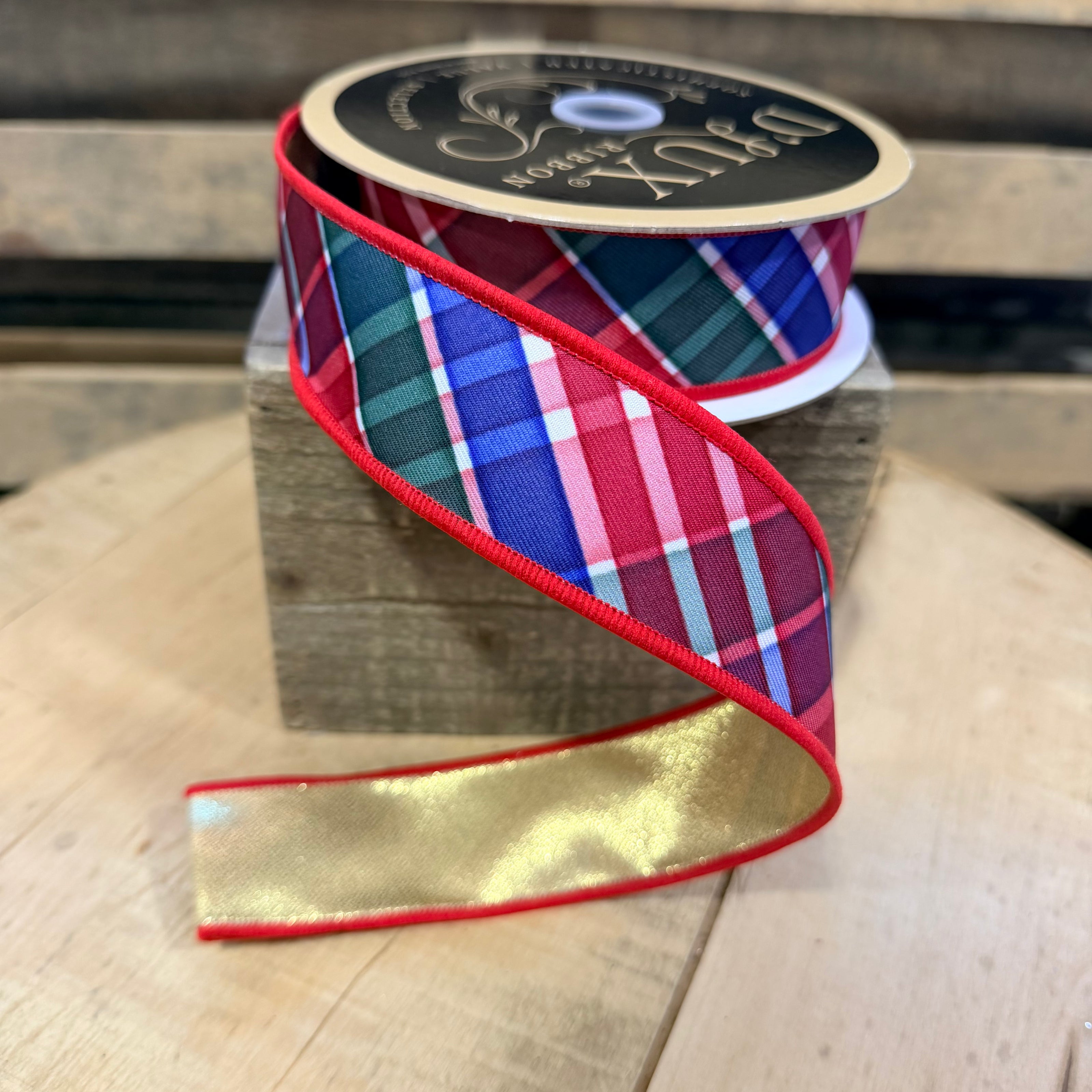 1.5” x 10yd Christmas Plaid d’lux ribbon - LX1114J5