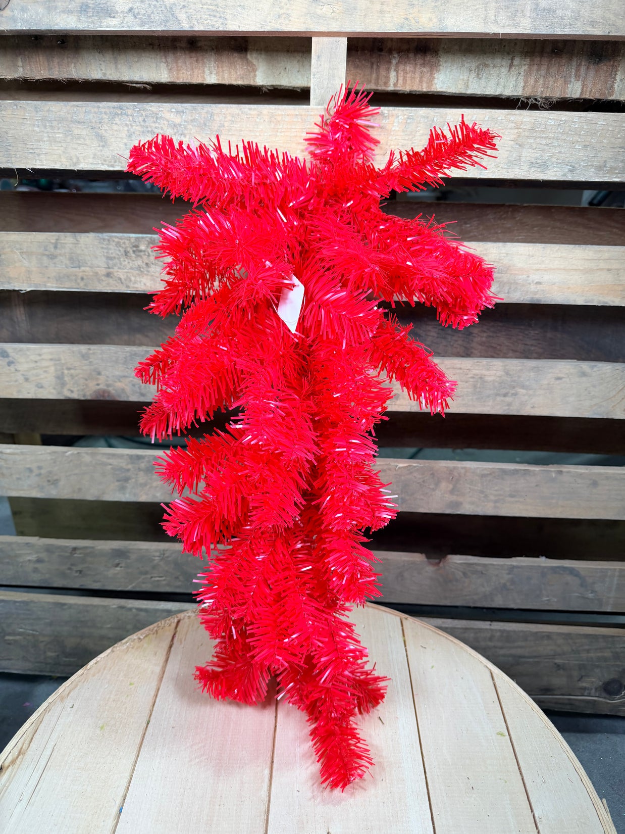 24"H red tear drop swag base - xx930524