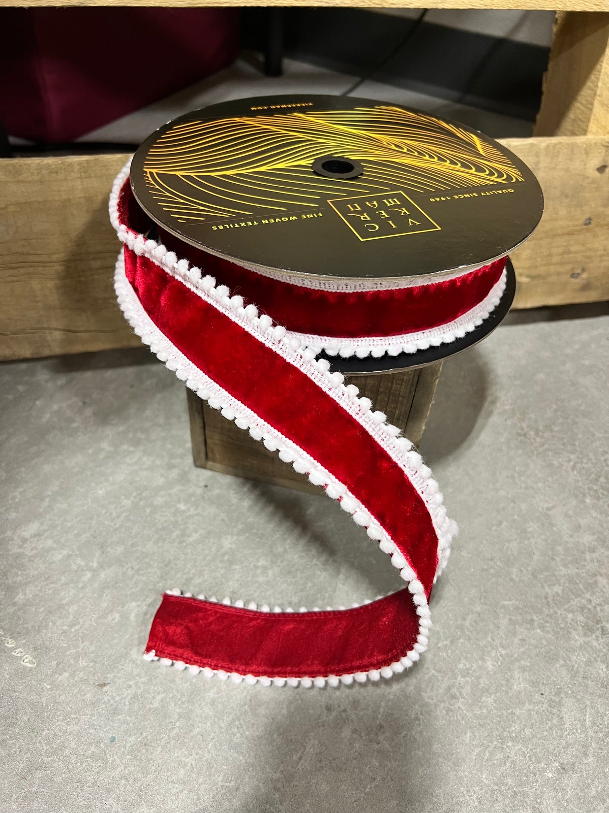 1.5” x 10y red and white pom Pom edge velvet designer ribbon - QK254511