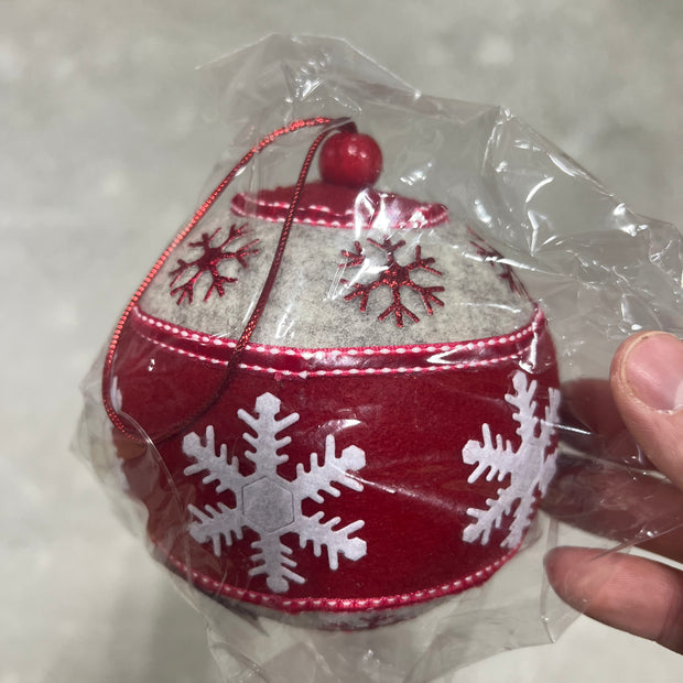 4.5" SNOWFLAKE BALL ORNAMENT - XJ5581