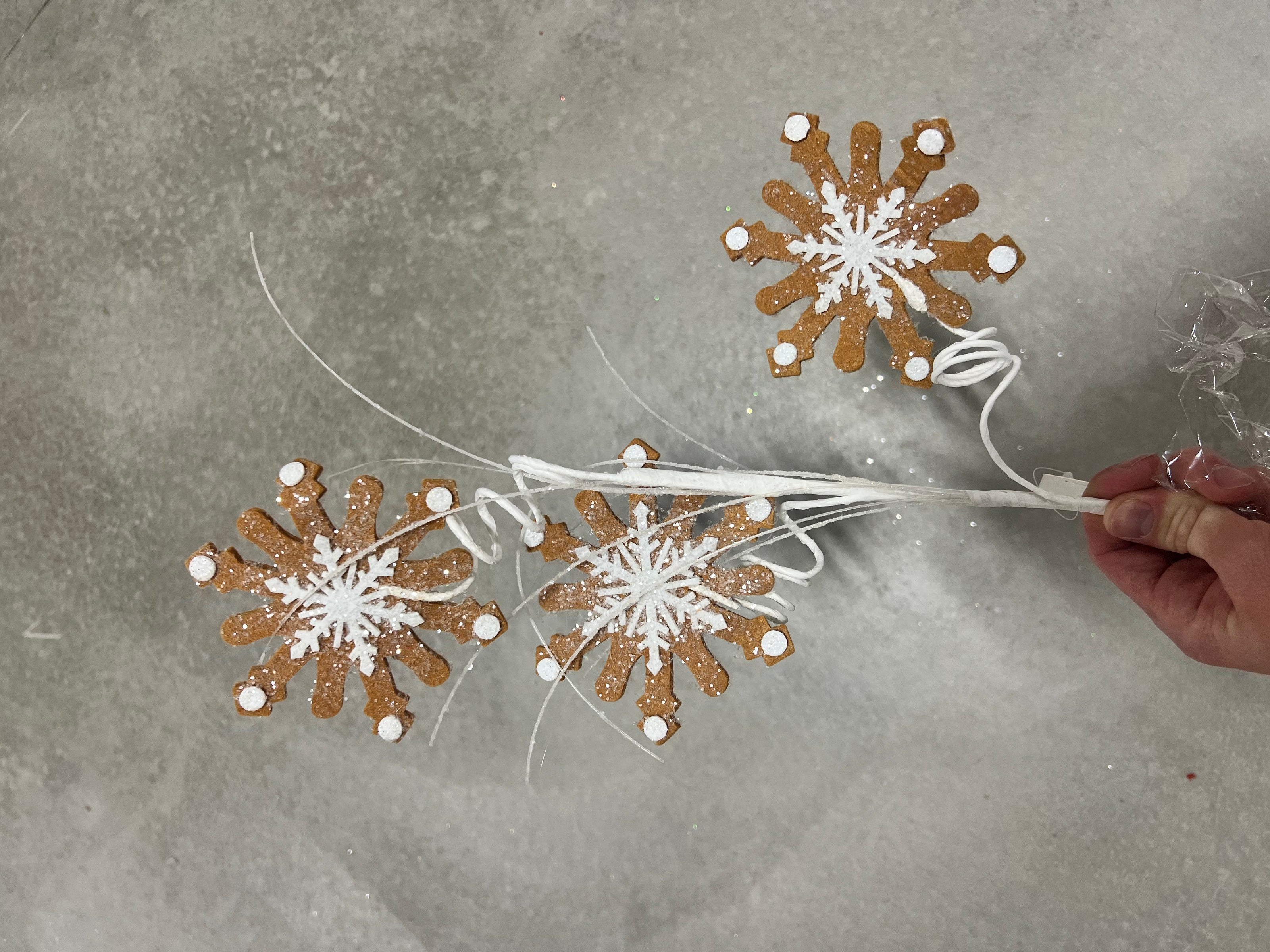 28.5” Velvet gingerbread snowflake cookie pick  - XS1159