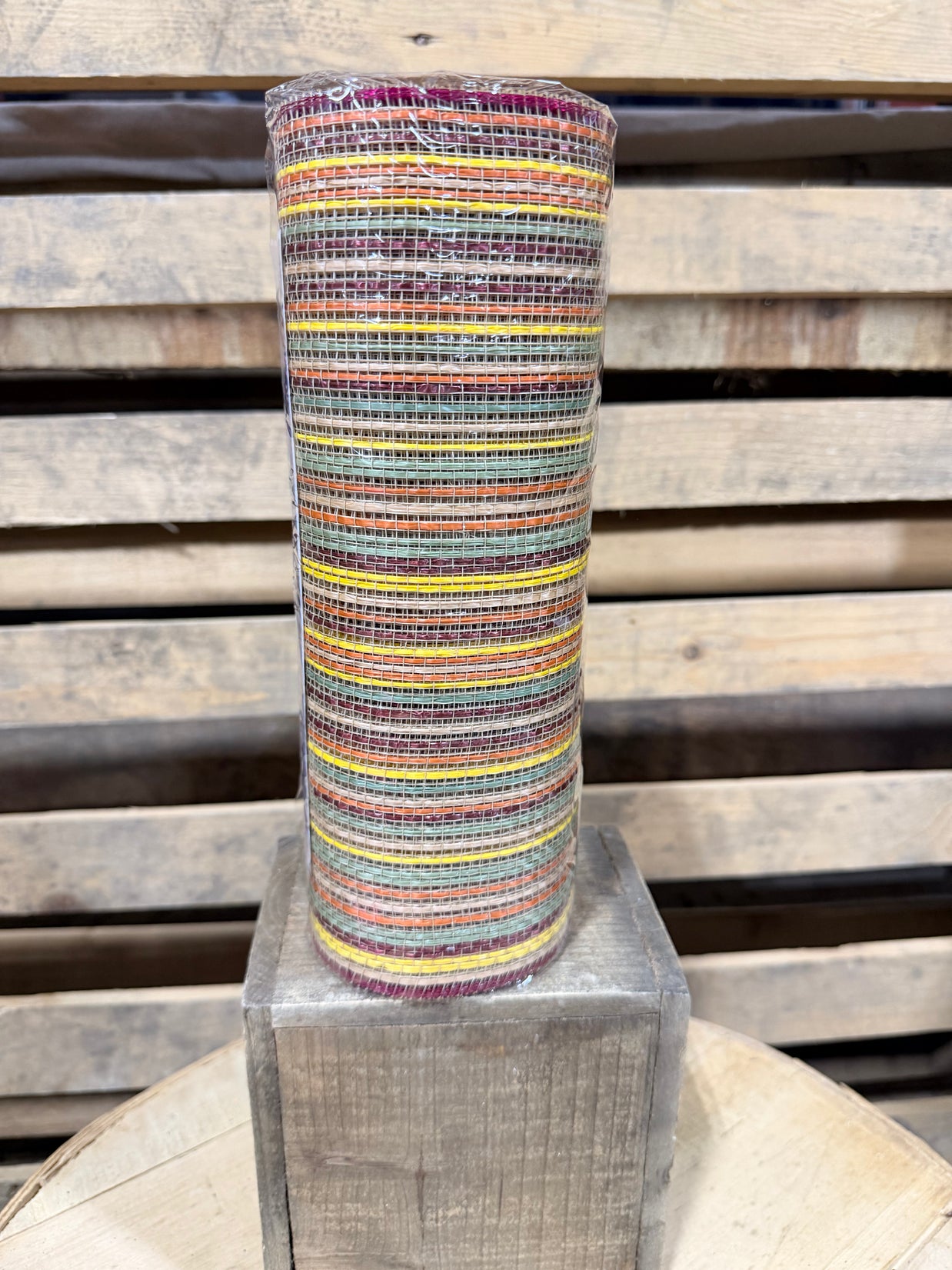 10" x 10Y Fall vertical stripe mesh - RE1369YJ