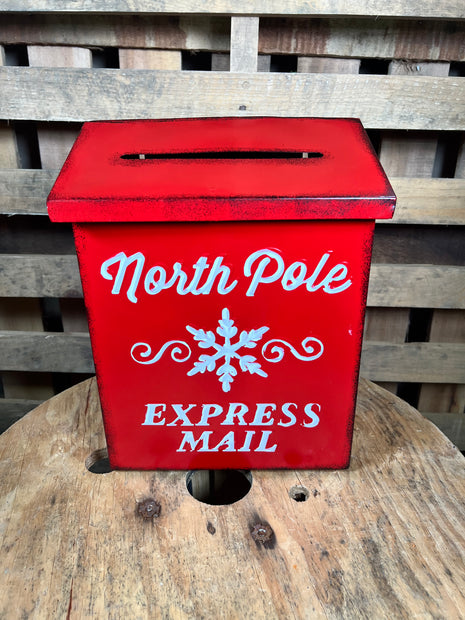 12in North Pole metal mailbox  - 9745445