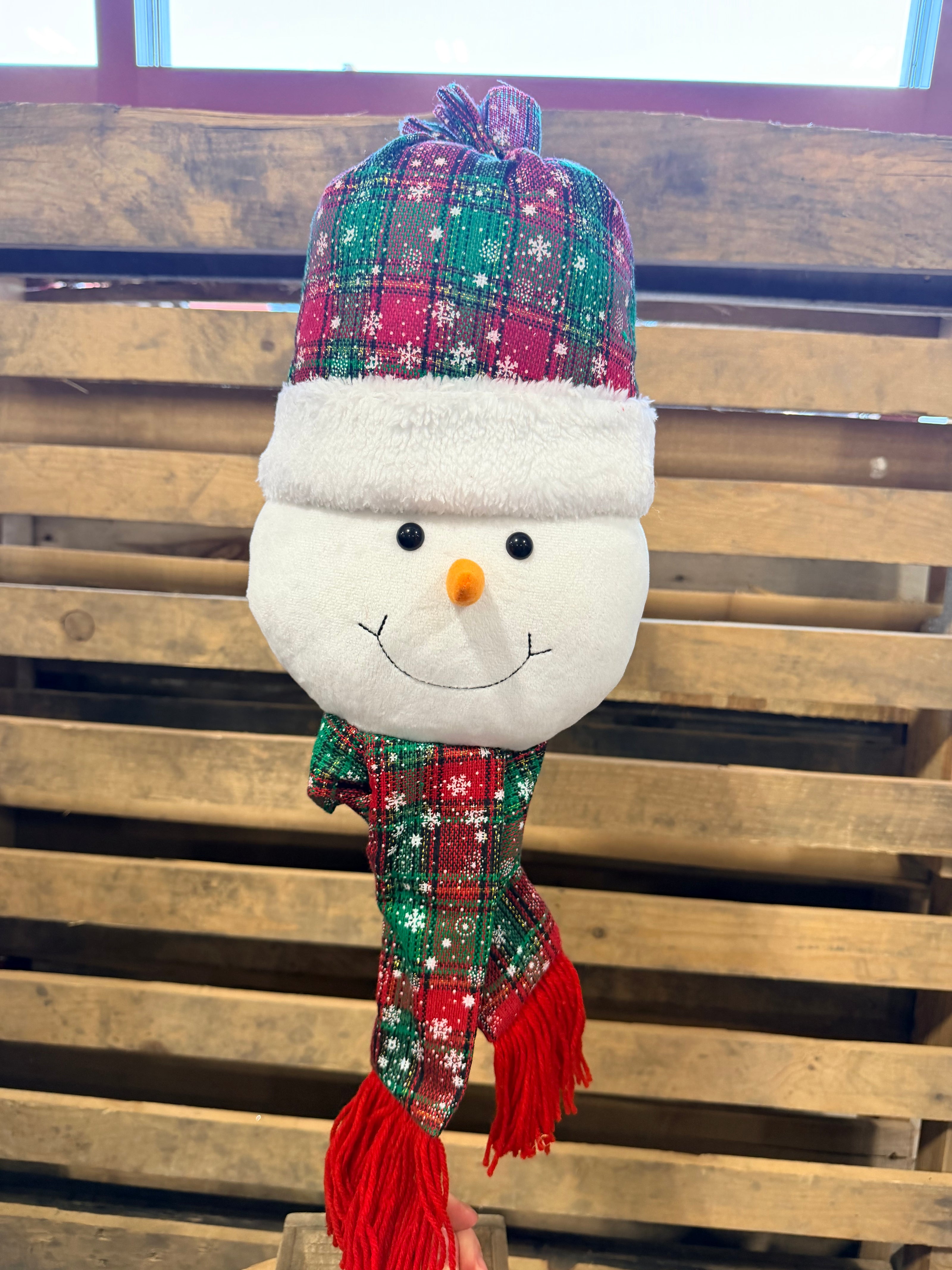 22” Snowman with top hat   - XP1055