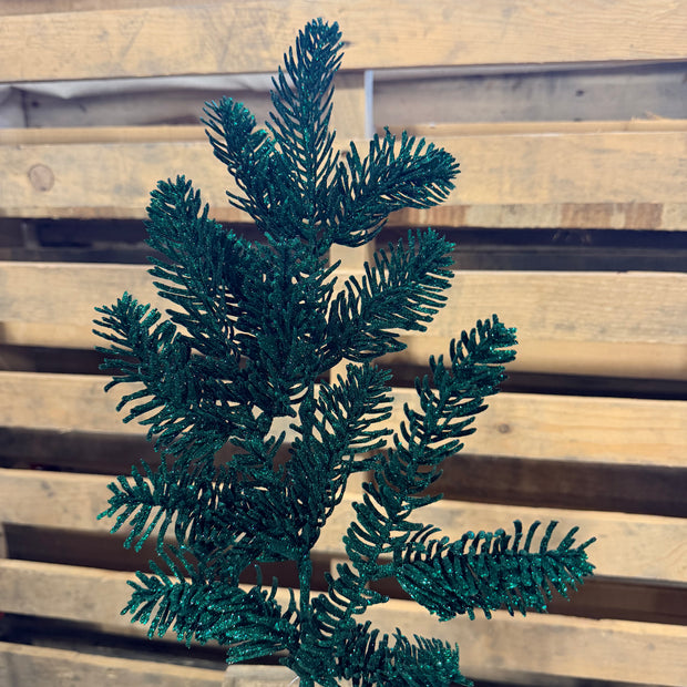 20.75"L Hunter Green  noble fern spray  - XS250912