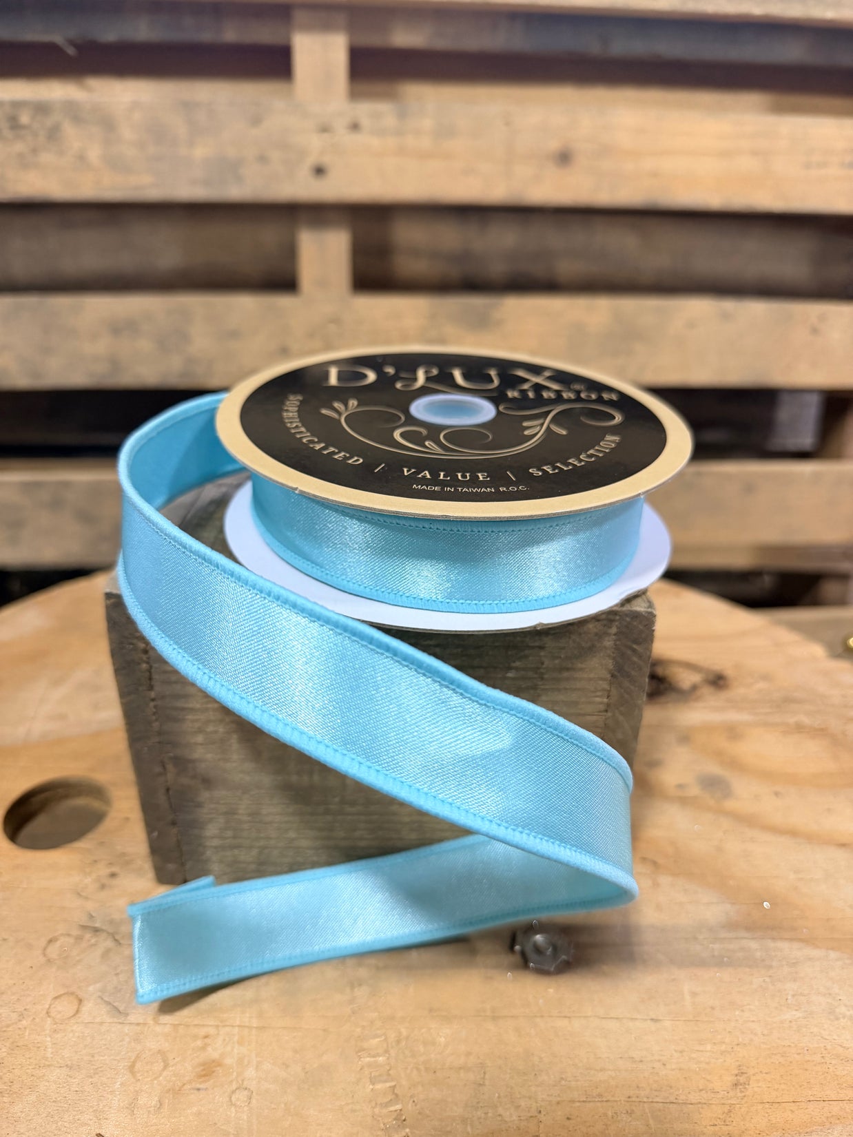 7/8" x 10yd ice blue Wired Ribbon - LX4004H9