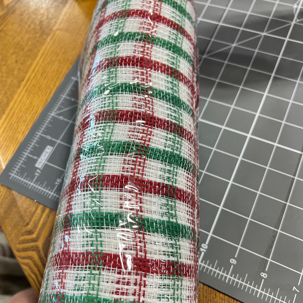 10" x 10Y red and green fabric check mesh - RY8339R3